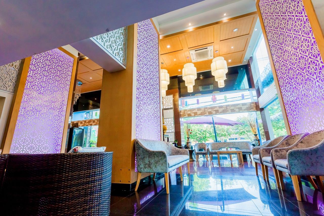 Roseate Chiang Mai Otel Dış mekan fotoğraf